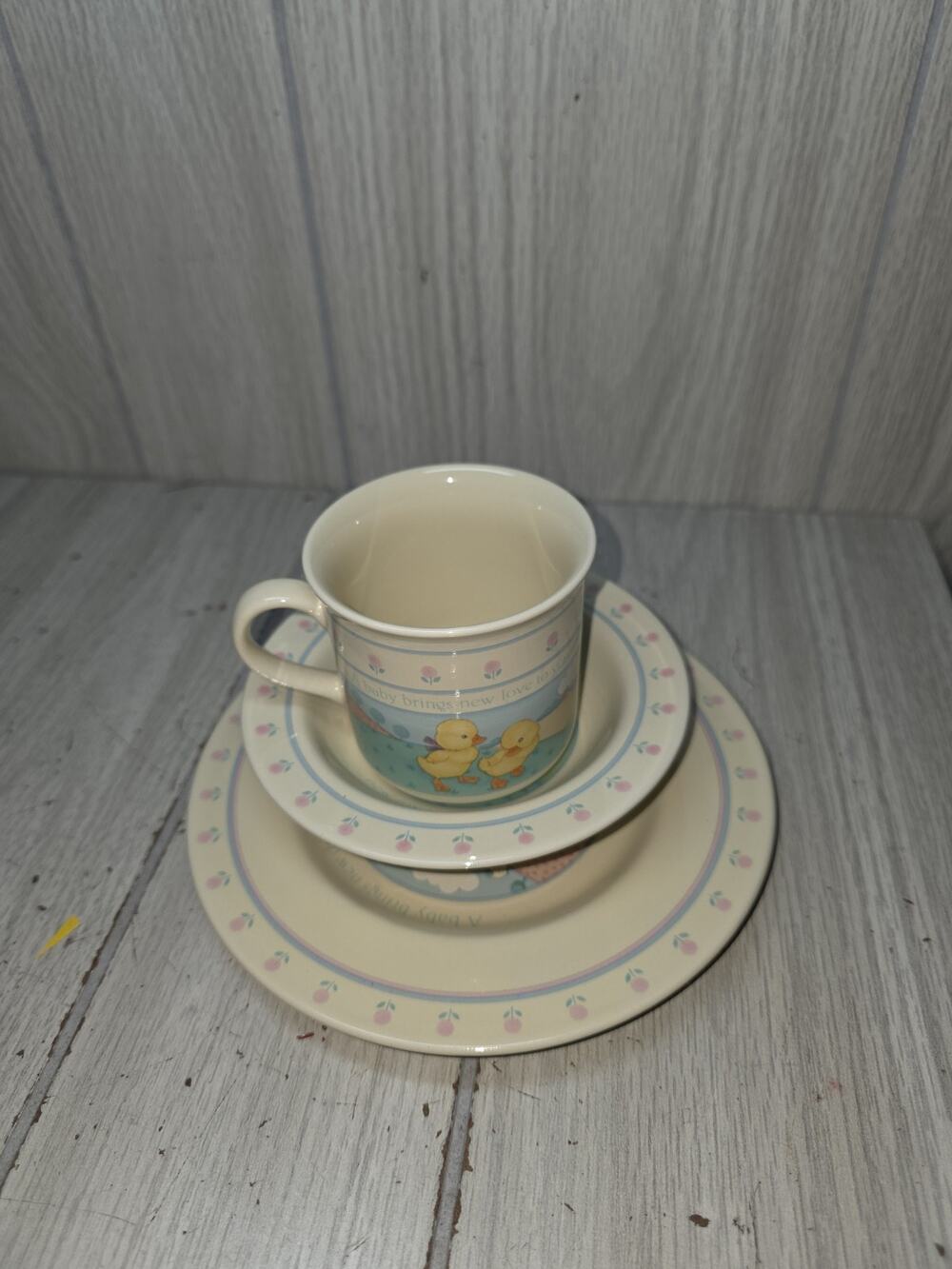 Vintage Hallmark Heirloom 1984 Collection Baby Child Dish Set Plate Bowl Cup